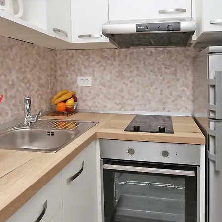 Apartman Modern Iva